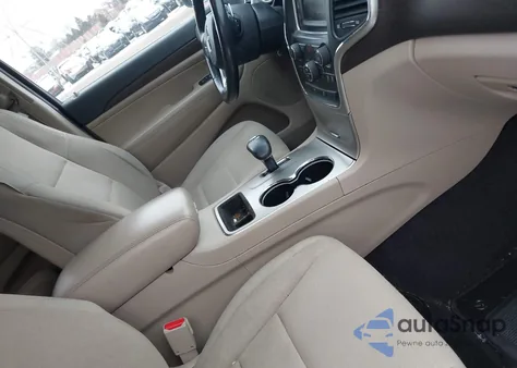 2015 Jeep Grand Cherokee Laredo from USA, damaged, VIN 1C4RJFAG2FC174095